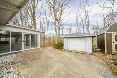950 Jameson Court, New Castle - 35