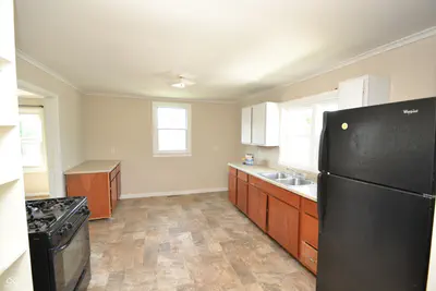 404 Main, Tipton - 24