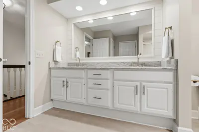 5328 Woodfield Drive, Carmel - 33
