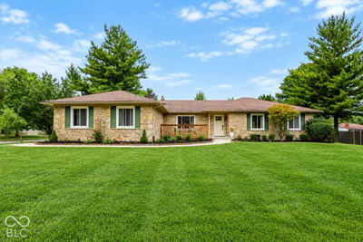 906 South Haven Road, Greenwood
