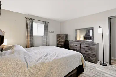 166 Altum Court, Bargersville - 38