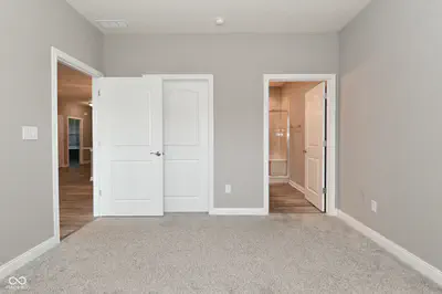 9170 Hedley Way E, Avon - 45
