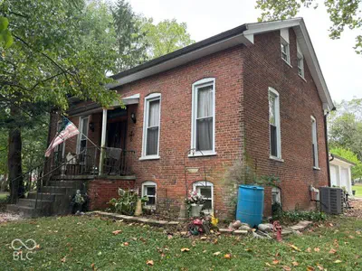 4630 Iowa Street, Clayton - 2