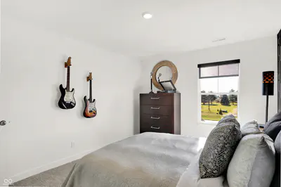 8577 Moyers Street East, Fortville - 54