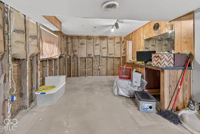 625 Woods Crossing Drive, Indianapolis - 36