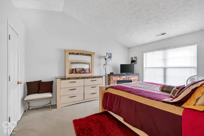 5714 Eden Village Drive, Indianapolis - 18