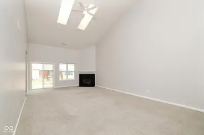 12140 Black Hills Drive, Fishers - 6