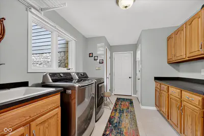 11667 Armada Court, Fishers - 16