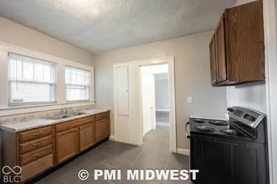 3505 Pennsylvania Street, Indianapolis - 12