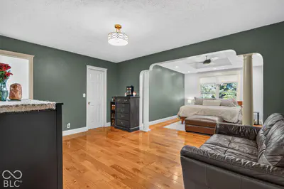 1053 Goldfinch Road, Columbus - 16
