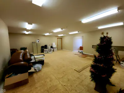 7376 Business Center Drive, Avon - 35