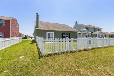 898 Briarstone Drive, Greenwood - 17