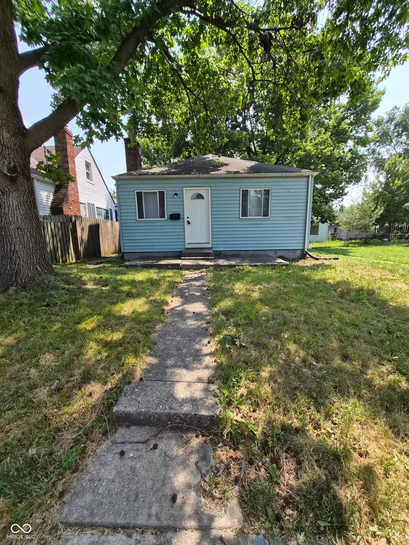647 Berwick Avenue, Indianapolis