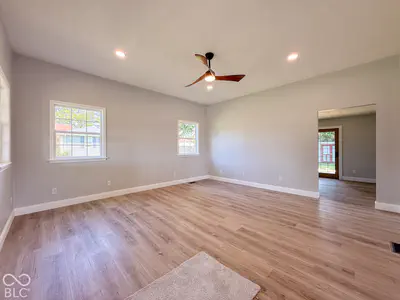 31 Superior Street, Orestes - 9
