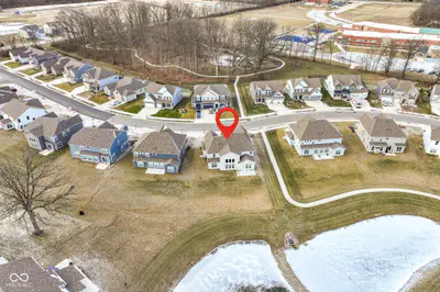 10627 Oak Bend Boulevard, Indianapolis - 37