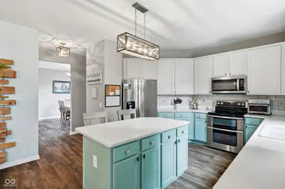 5565 Jutland Drive, Plainfield - 19