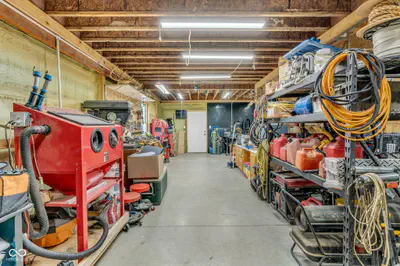 7566 Blue River Road, Carthage - 51