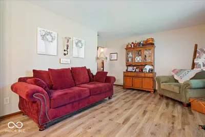 850 Oakwood Drive, Greenwood - 7