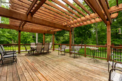 1653 300, Greenfield - 36