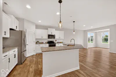 4437 Boyd Place, Westfield - 8
