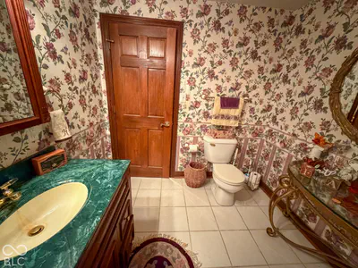 5552 300, New Palestine - 26