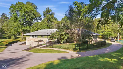 4750 Kessler Boulevard North Drive, Indianapolis - 45