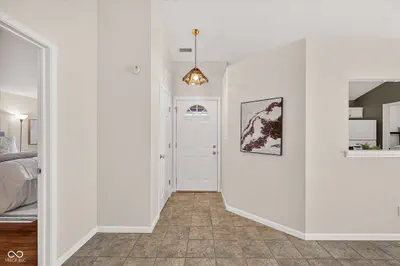 7675 Waterwood Drive, Indianapolis - 3