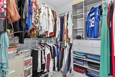 8035 Meadow Bend Lane, Indianapolis - 37