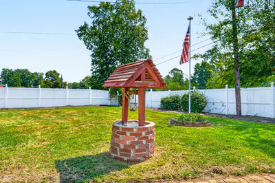 2846 Hillside Drive, Bedford - 56