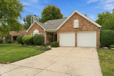 8219 Castle Ridge, Indianapolis - 2