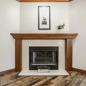 9037 Pinecreek Way, Indianapolis - 3