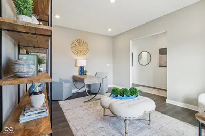 228 Heritage Pass, Greenfield - 14