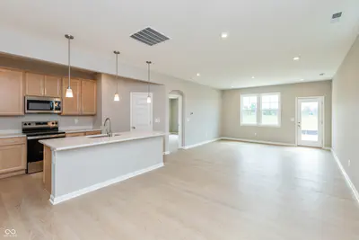 869 Rosebud Lane, Greenfield - 9