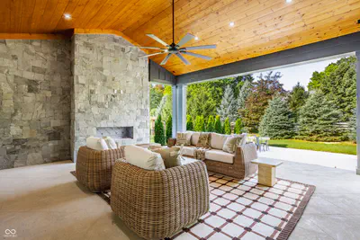 15876 Oak Park, Westfield - 55
