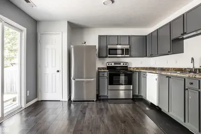 10890 Vanguard Lane, Indianapolis - 12