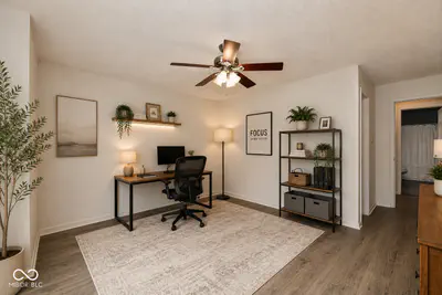 336 Legacy Boulevard, Greenwood - 16