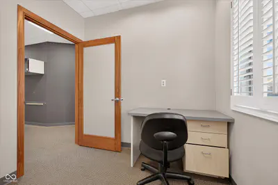 8202 Clearvista Pw, Indianapolis - 32