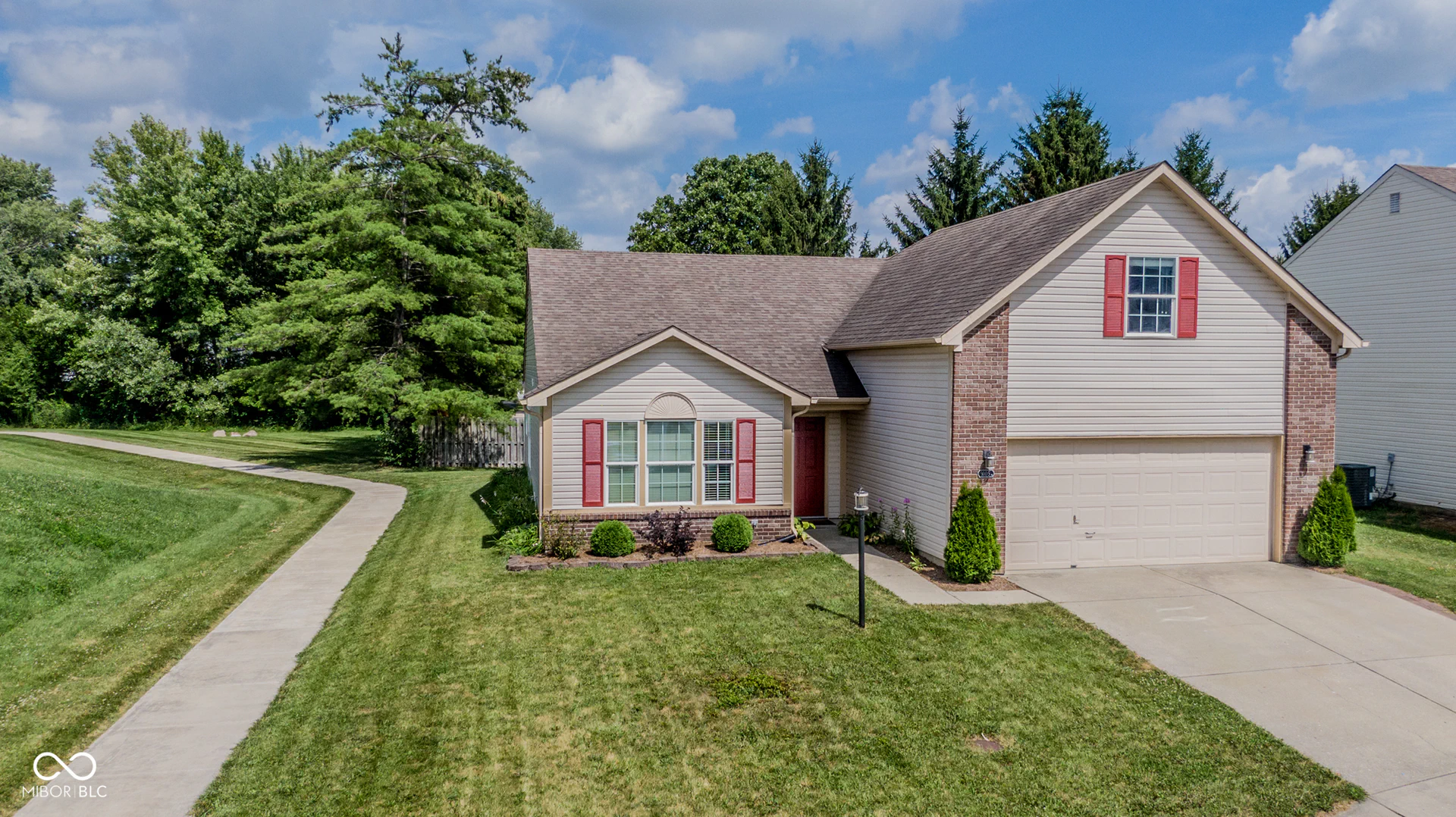 9105 Robey Meadows Lane, Indianapolis