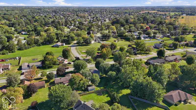 592 Echo Bend Boulevard, Greenwood - 69