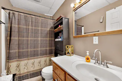 17 W Brown Street, Knightstown - 11