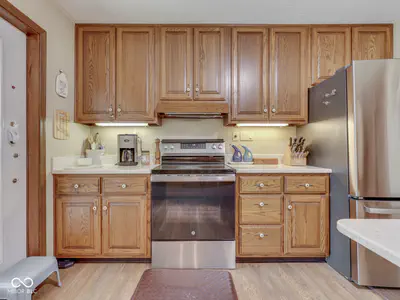 8215 Sweetwater Drive, Nineveh - 28