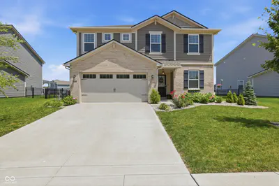 9767 Alzada Drive, Fishers - 9