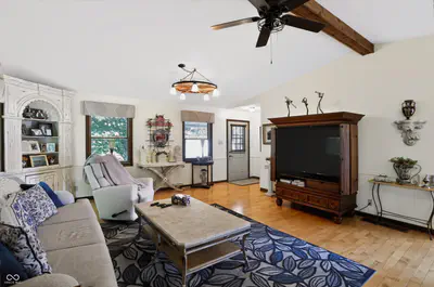 12415 Hoover Road, Carmel - 9