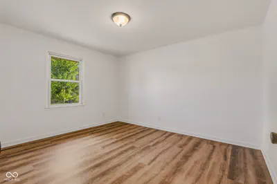 4860 Woodcrest Drive, Columbus - 19