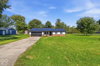 2814 Walnut Drive, Greenfield