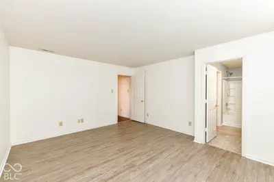 9143 Stones Bluff Place, Camby - 14