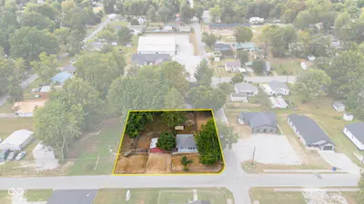 1090 N Mann Avenue, Austin - 3