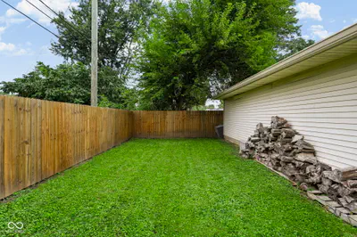 1566 Roberts Road, Franklin - 28