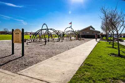 15017 Garden Mist Place, Fishers - 16