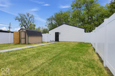921 Emerson Avenue, Indianapolis - 27